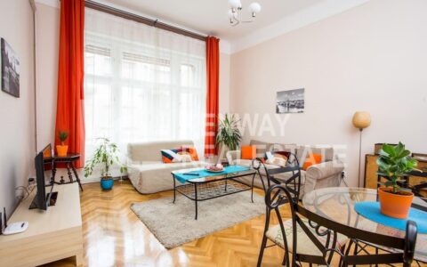 Budapest VII. kerület eladó ház Kitűnő befektetés a Vigalmi negyedben