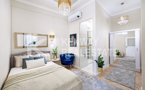 Budapest V. kerület eladó ház Luxus lakás páratlan panorámával a Kossuth Lajos térre 5