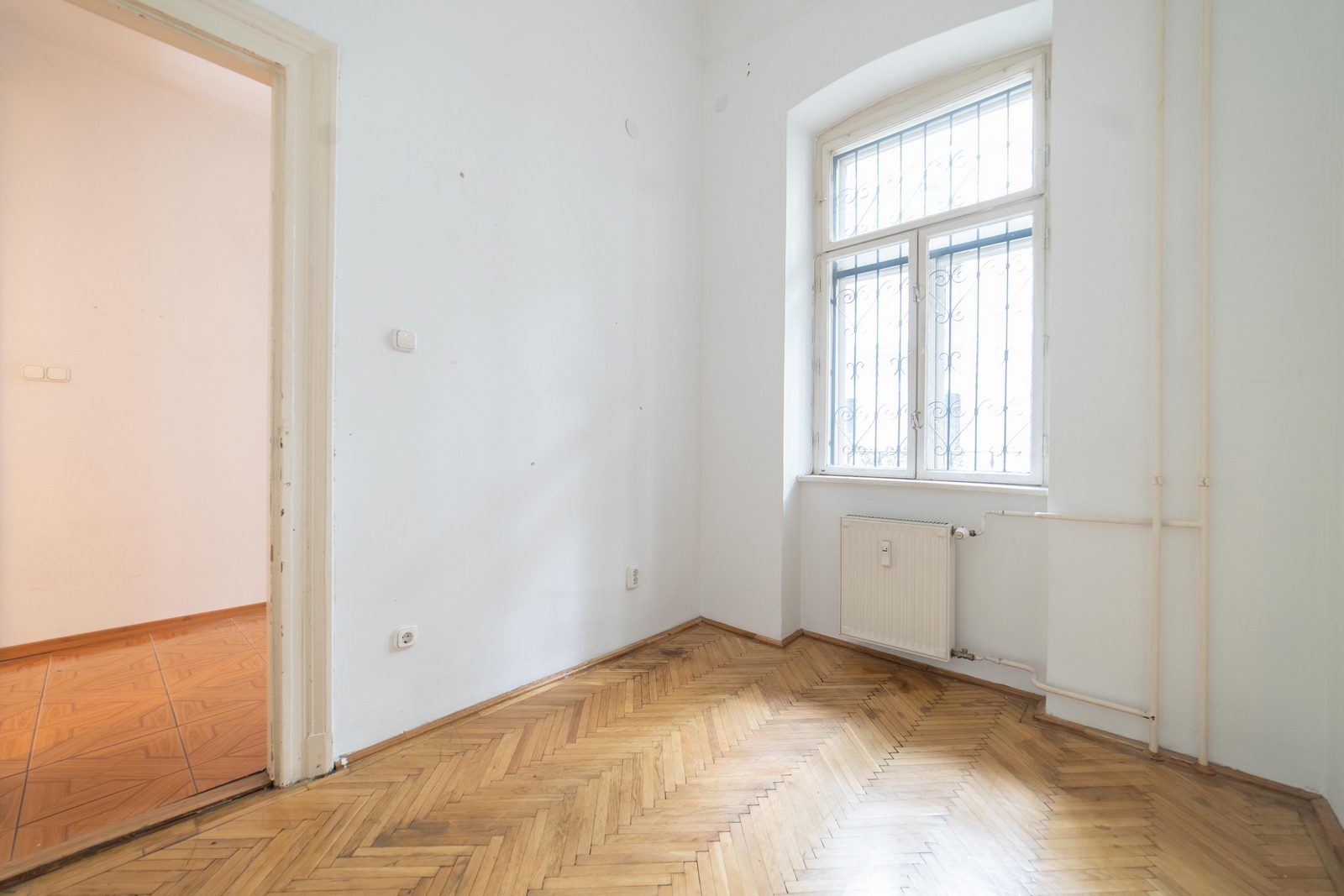 Budapest VI. kerület eladó ház VI. Felső erdősor utcában eladó egy felújított, galériázott lakás 5