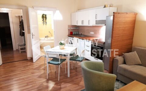 Budapest V. kerület eladó ház V. Királyi Pál utcai lakás eladó,  két különálló lakrésszel 20