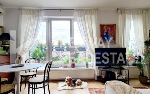Budapest XIII. kerület eladó ház Szent László úti felújított lakás hatalmas terasszal 3