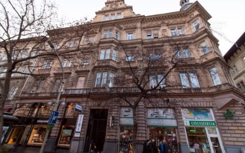 Budapest VI. kerület eladó ház Eladó lakás a 6. kerületben a Teréz krt-on 4