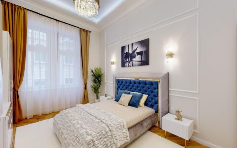 Budapest V. kerület eladó ház Eladó felújított, 144 m2, erkélyes luxus lakás az V-ik kerületi Veres  Pálné utcában 12