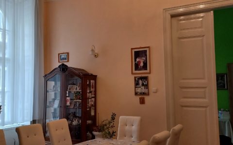 Budapest V. kerület eladó ház Eladó nagypolgári lakás az 5. kerületi Nádor utcában 16