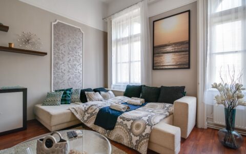 Budapest VI. kerület eladó ház Eladó AIRBNB engedélyes lakás az Andrássy úton 13