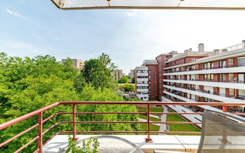 Budapest XIII. kerület eladó ház Eladó felújított 88 m2 erkékyes lakás a XIII-ik keületben 22