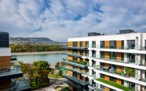 Budapest XIII. kerület eladó ház Dunai panorámás luxus lakás hatalmas erkéllyel 34
