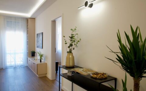 Budapest VII. kerület eladó ház Eladó  felújított, 96 m2 erkélyes lakás a VII-ik kerület Rottenbiller utcában 47