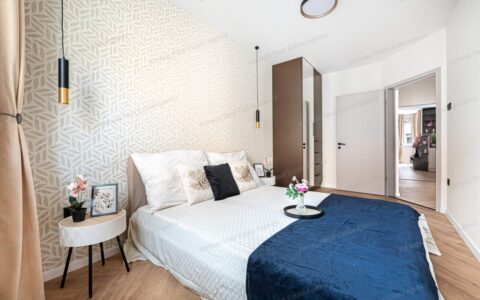 Budapest VII. kerület eladó ház Eladó felújított, 2+félszobás, 2 erkélyes lakás Zsinagógához közel 4