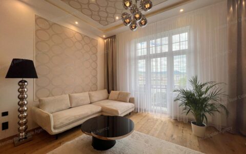 Budapest V. kerület eladó ház Panoramic view property for sale in Stollár Béla street 3