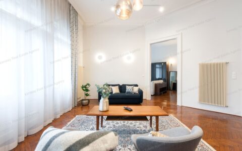 Budapest V. kerület eladó ház V. FERENCIEK TERE 86nm felújított dupla erkélyes lakás 9