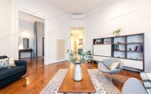 Budapest V. kerület eladó ház V. FERENCIEK TERE 86nm felújított dupla erkélyes lakás 10