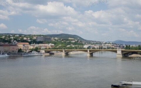 Budapest V. kerület eladó ház Kiadó exkluzív lakás Budapest belvárosában, a Steindl Imre utcában. 10