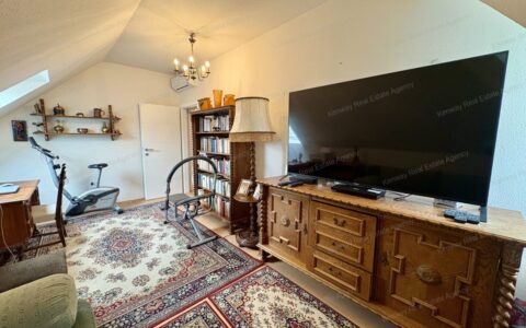 Budapest II. kerület eladó ház Zöldmálon 6 szobás, belső kétszintes, teraszos lakás garázzsal eladó! 18