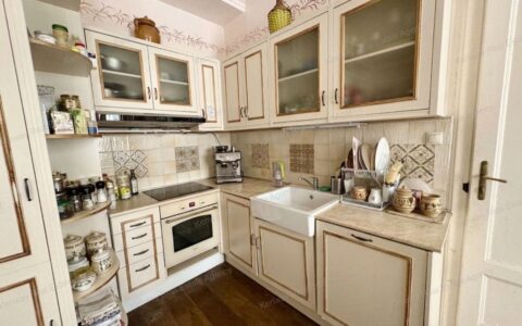 Budapest II. kerület eladó ház Eladó 4 szobás nagypolgári lakás a II. kerület egyik legkedveltebb részén, közvetlenül a Marcibányi téri közelében 5