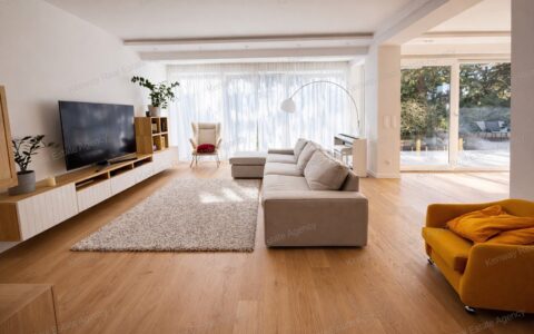 Exkluzív kertkapcsolatos 4 szobás otthon eladó Vérhalmon