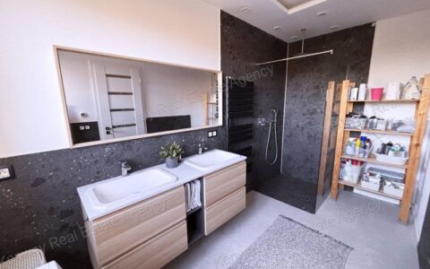 Budapest II. kerület eladó ház Exkluzív kertkapcsolatos 4 szobás otthon eladó Vérhalmon 16