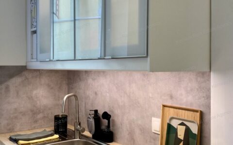 Budapest II. kerület eladó ház Polgári elegancia, 4 szobás felújított, erkélyes szaunás lakás eladó Városmajor szomszédságában. 6