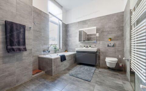 Budapest II. kerület eladó ház Felújított 125 nm-es tágas lakás eladó Rózsadomb alján, kivételes befektetési lehetőség. 8