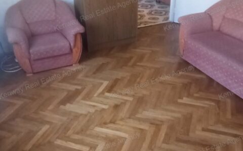  eladó ház Salgótarján Budapesti út 2. emeleti felújitandó 1 + szobás lakás 8