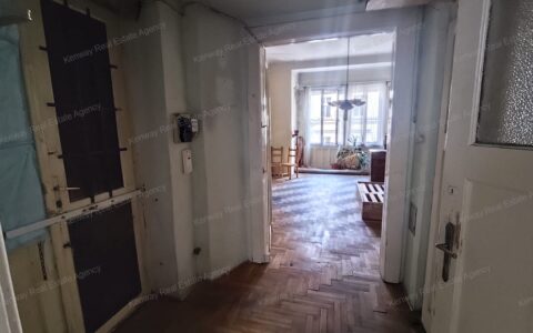 Budapest V. kerület eladó ház Eladó felújítandó polgári lakás az V. kerületben, Lechner Ödön által tervezett műemlék épületben 5
