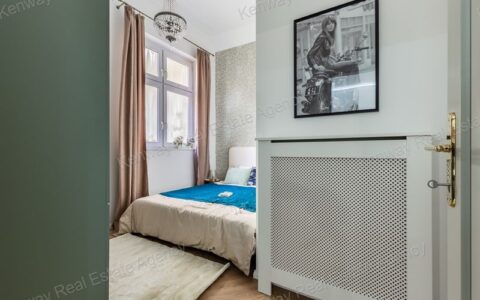 Budapest VI. kerület eladó ház Eladó 85 m2, luxus szinten felújított, erkélyes lakás a VI.-ik kerületi Dessewffy utcában 4