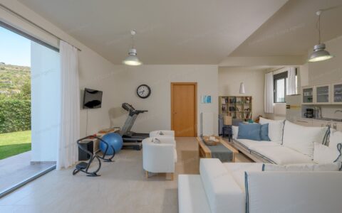  eladó ház Exkluzív! Eladó felújított, tengerre néző luxus villa Rodoszon 15
