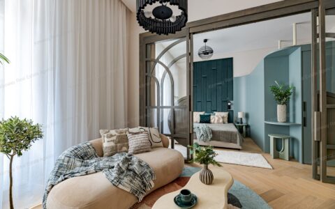 Eladó egy belsőépítész által tervezett, prémium minőségben felújított luxus lakás Szervita tér közelében