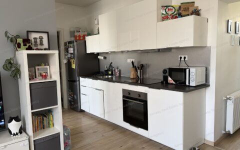  eladó ház Felújított 2 szoba + 1 félszobás lakás a XXII kerületben 3