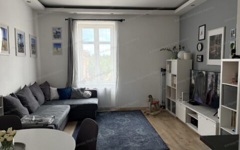  eladó ház Felújított 2 szoba + 1 félszobás lakás a XXII kerületben 4