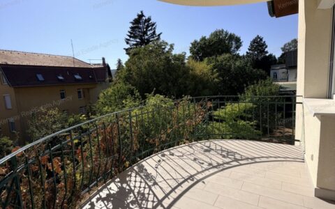 eladó ház II. KERÜLETBEN, 5 SZOBÁS, PANORÁMÁS, TERASZOS, FELÚJÍTOTT LAKÁS KIADÓ 2