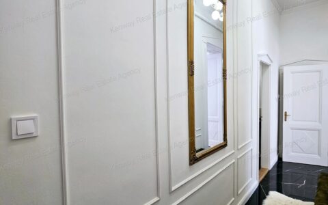  eladó ház Eladó 3 szobás felújított lakás az 5. kerületi Haris-közben 12