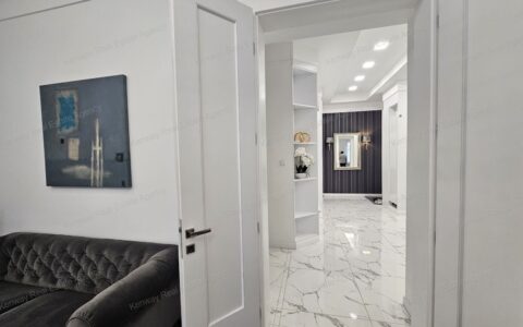  eladó ház Apartment for rent with 4 bedroom near Parlaiment in District V. 13