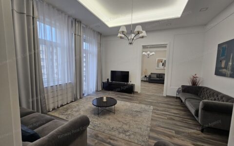  eladó ház Apartment for rent with 4 bedroom near Parlaiment in District V. 15