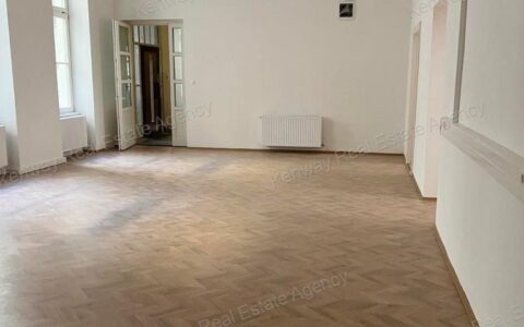  eladó ház Apartment for sale in district 5, Sas street 10