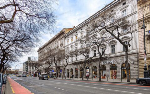  eladó ház Exkluzív ingatlan az Andrassy úton 4