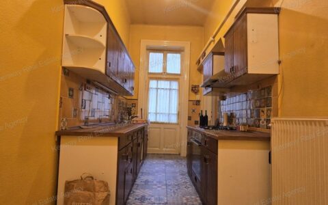 Budapest VII. kerület eladó ház Komplett felújítandó ingatlan a VII. Kerületben 4